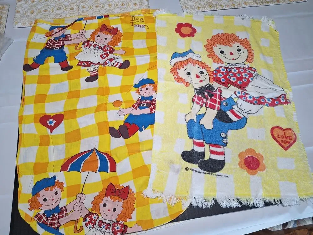 Vintage Raggedy Ann & Andy Pillowcase Wamsutta Heritage Prints Child Towel 1970s